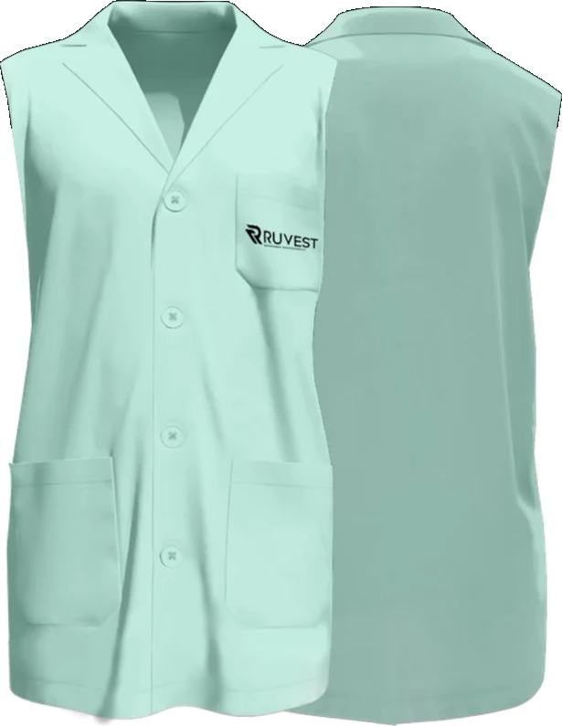 Peça de uniforme hospitalar e cozinha produzida pela Ruvest Uniformes, em Londrina
