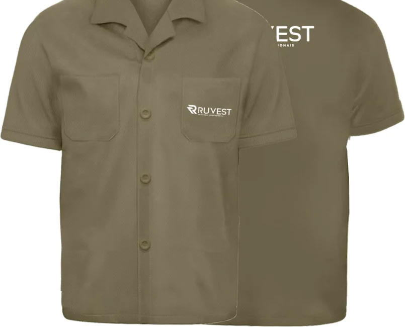 Peça de uniforme operacional da Ruvest Uniformes, frente e costas